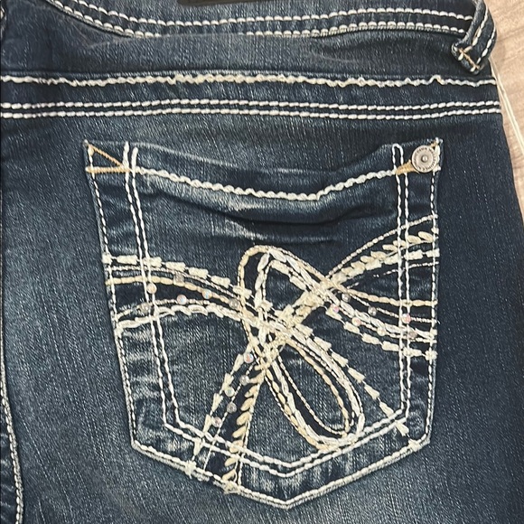 Wallflower Blue Skinny Jeans with Gradient Fade - Picture 7 of 8